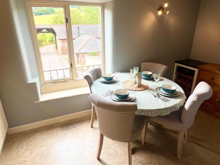 Countryside Converted Barn With Hot Tub Newton Abbot Exterior foto